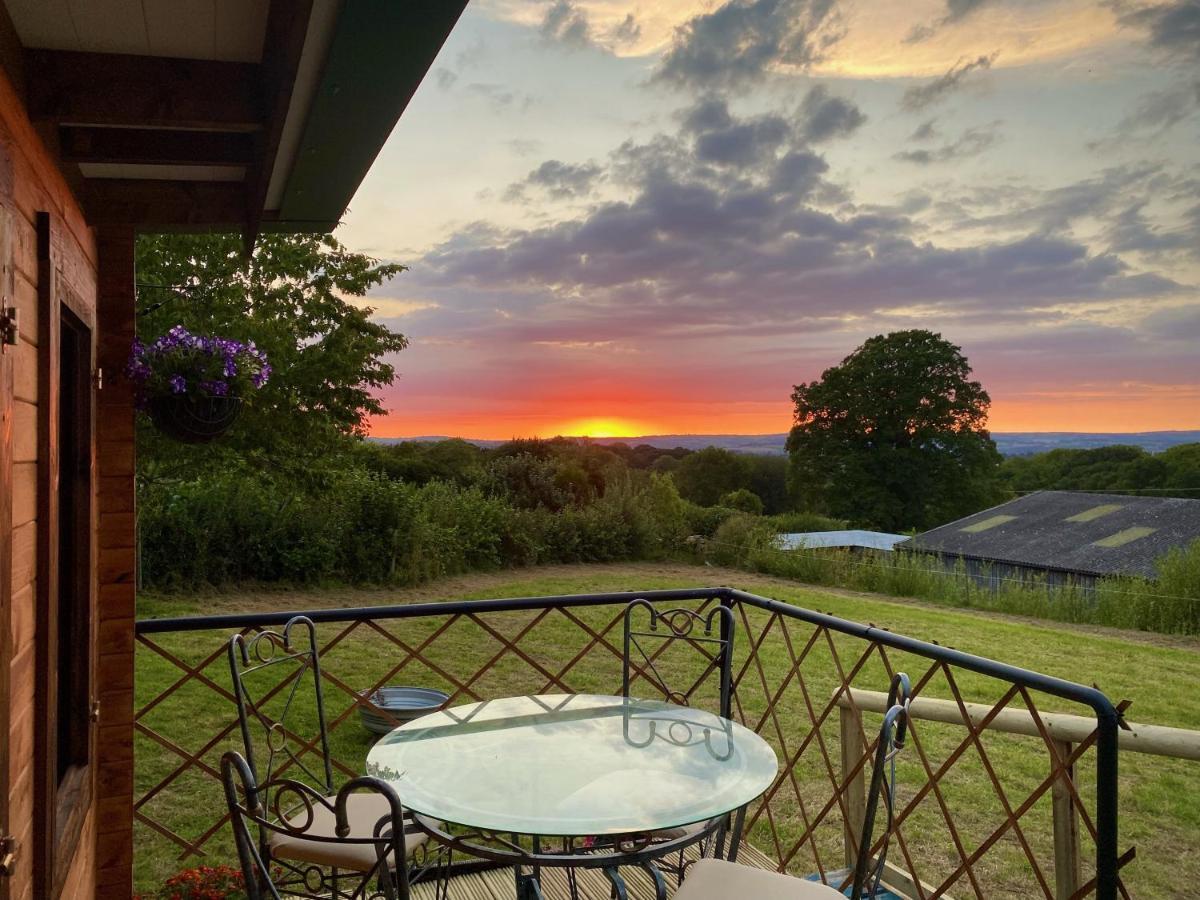 Cherry Tree Glamping Lodge Wellington (Somerset) Exterior foto