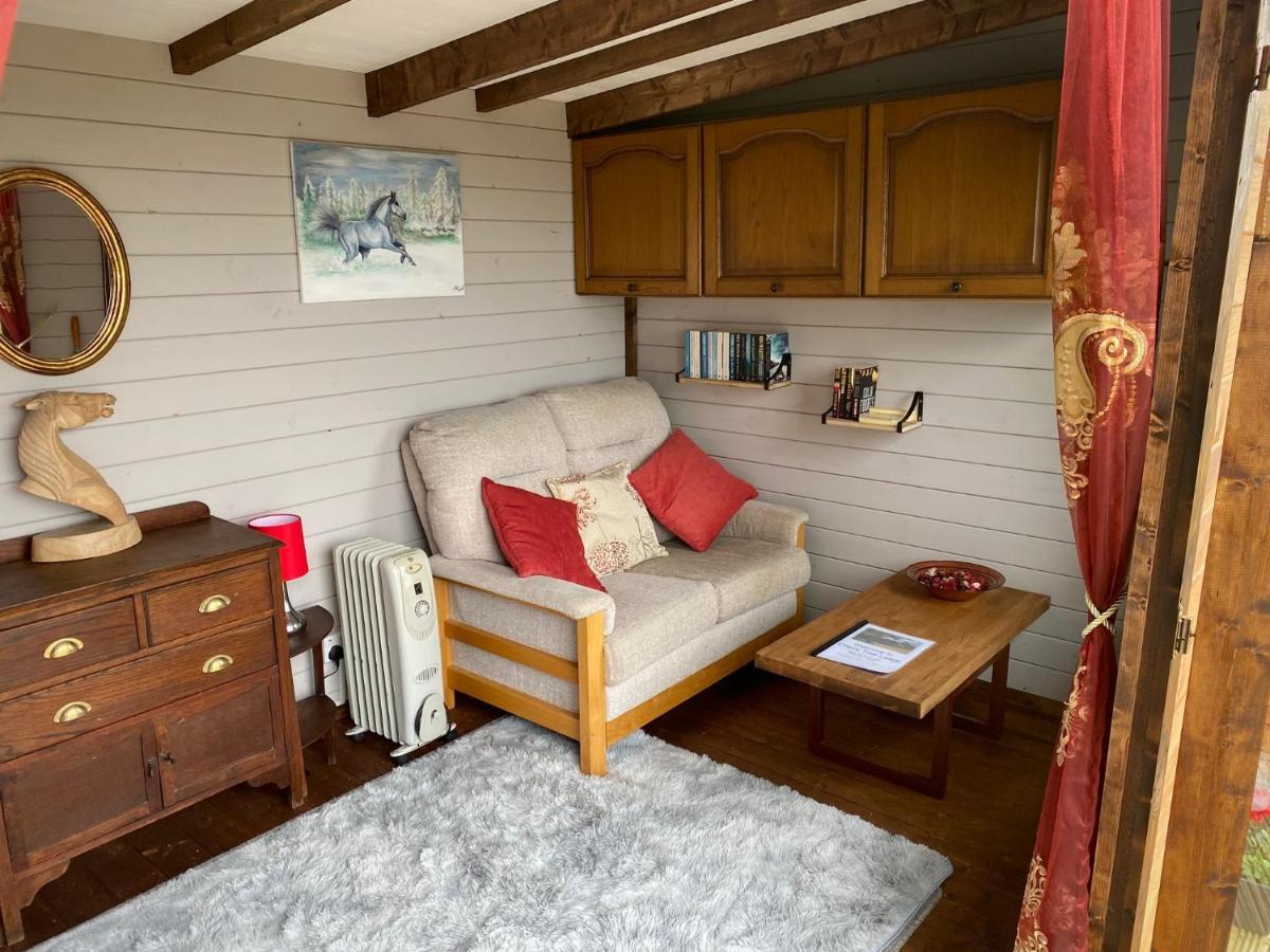 Cherry Tree Glamping Lodge Wellington (Somerset) Exterior foto