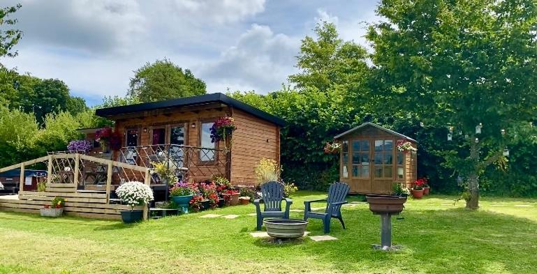 Cherry Tree Glamping Lodge Wellington (Somerset) Exterior foto